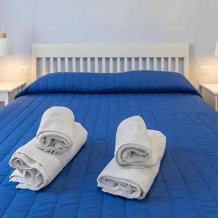 CityLife Dream House - Bilocale per 4 in centro-2